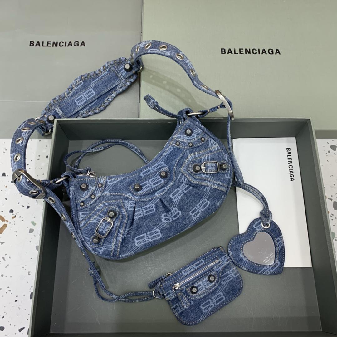 Balenciaga Le Cagole XS Shoulder Bag BB Monogram Bleached Denim In Blue   (26-12-6cm) - DesignerGu