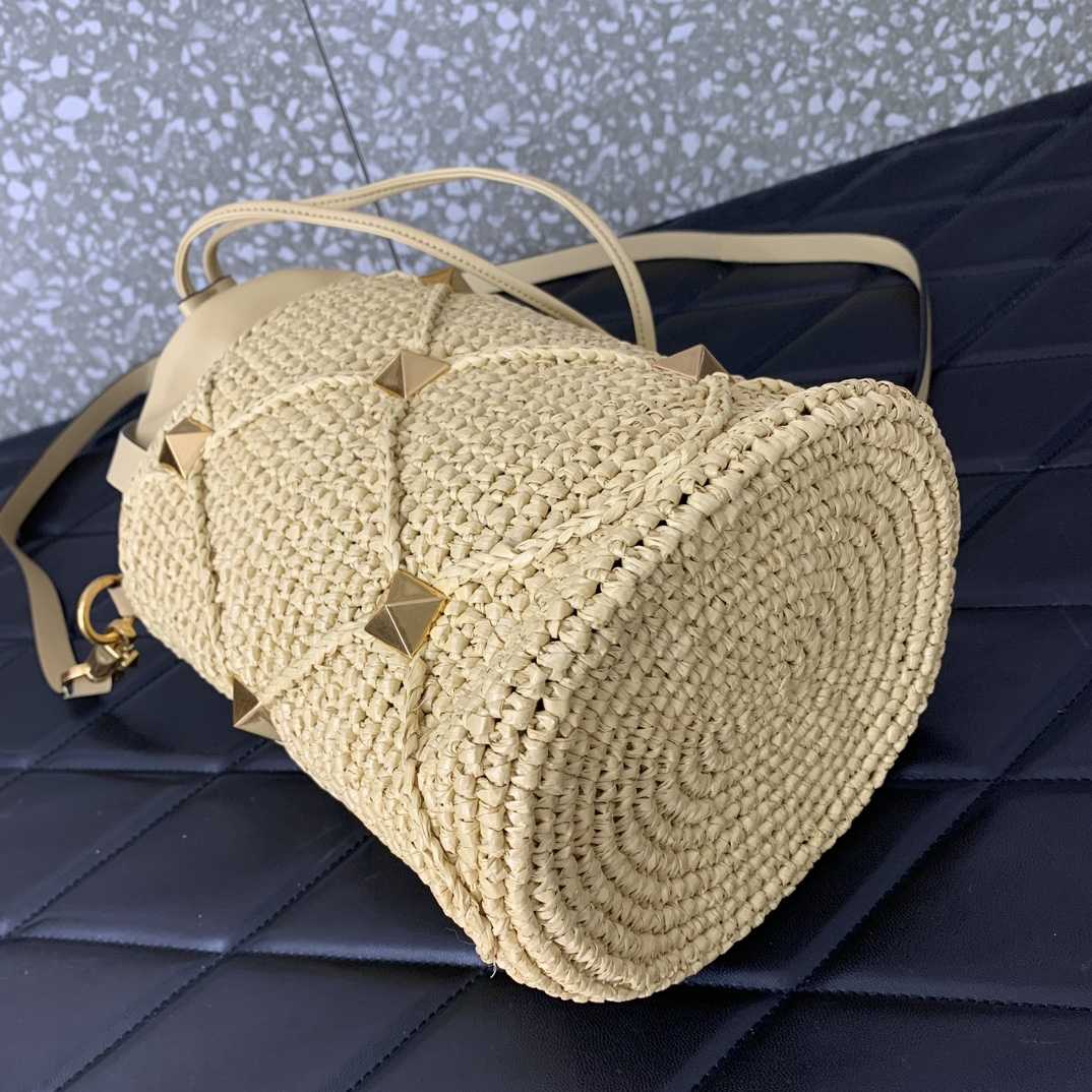 Valenti  Roman Stud Raffia Bucket Bag - DesignerGu