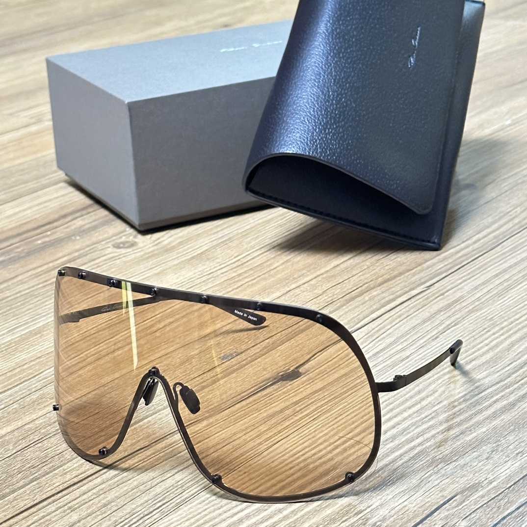 Rick Owens 'Shield' Sunglasses - DesignerGu