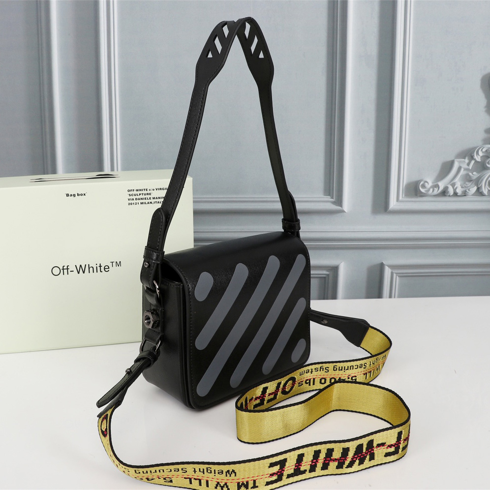 Off white Leather Cross Body Bag (18-16-9cm) - DesignerGu