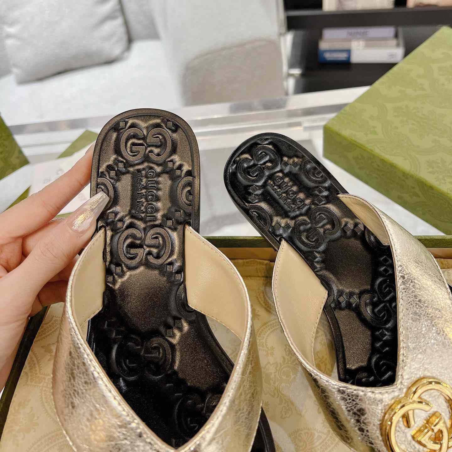 Gucci Double G Thong Sandals - DesignerGu