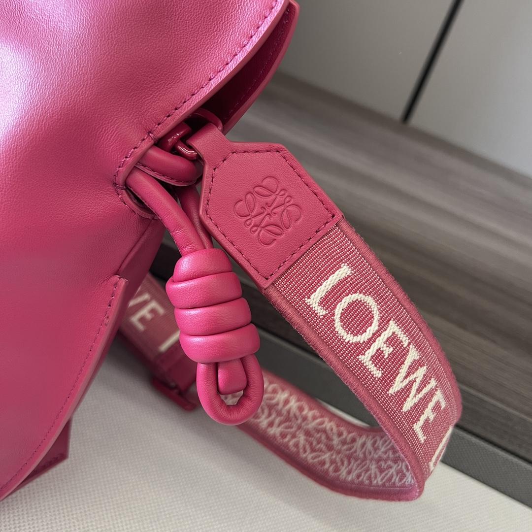 Loewe Flamenco Clutch In Nappa Calfskin - DesignerGu