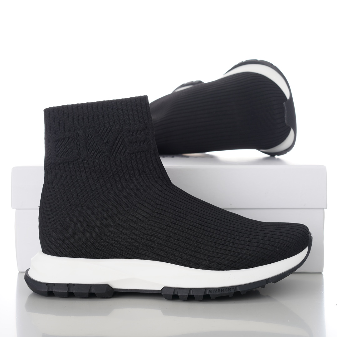 Givenchy Urban Street Sneakers  - DesignerGu