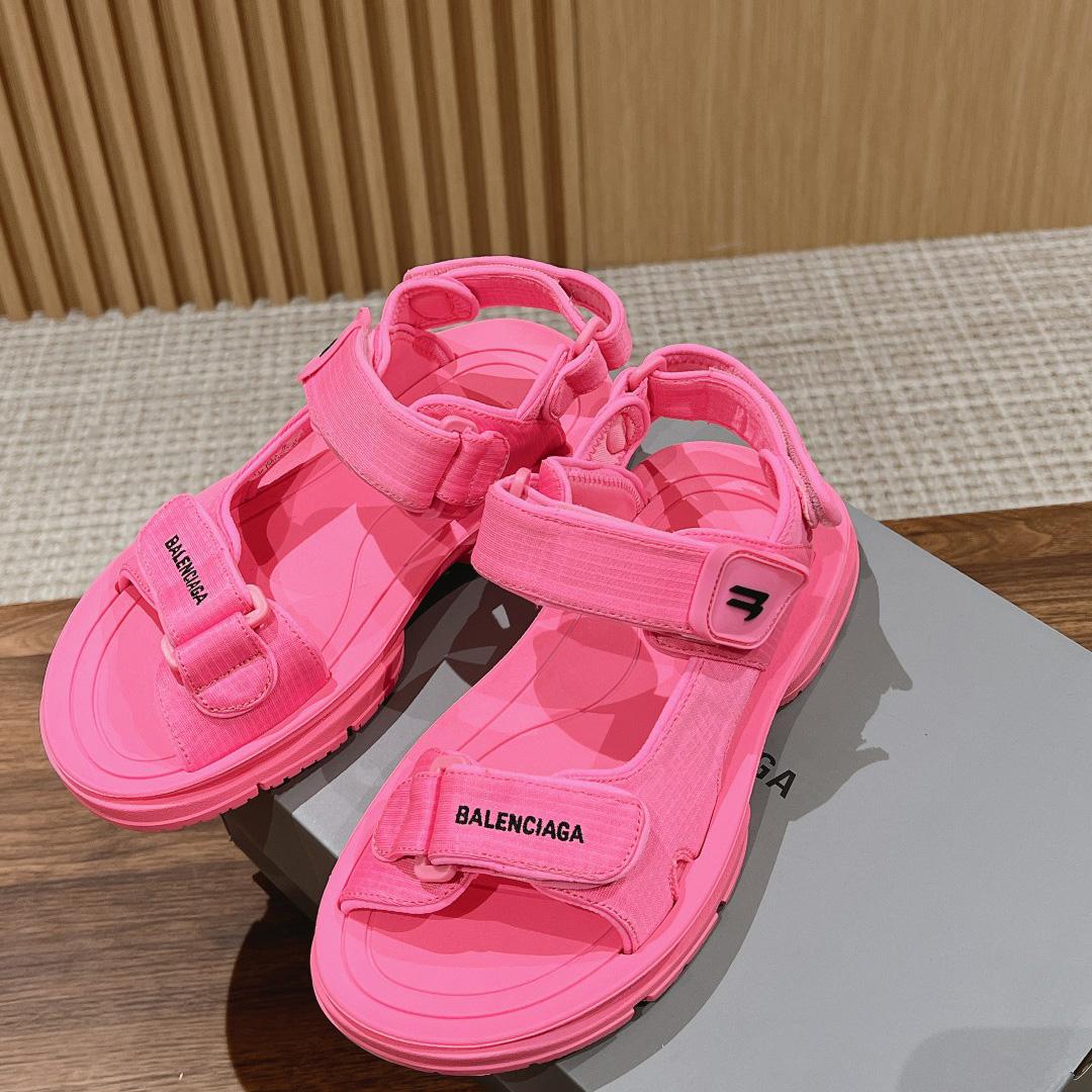 Balenciaga Women's Tourist Sandal In Pink - DesignerGu