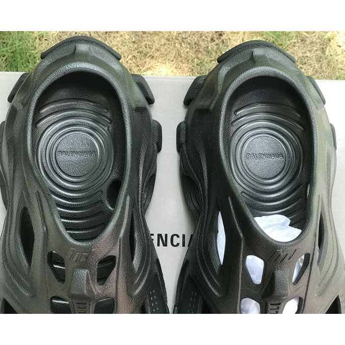 Balenciaga HD Mule In Black  - DesignerGu