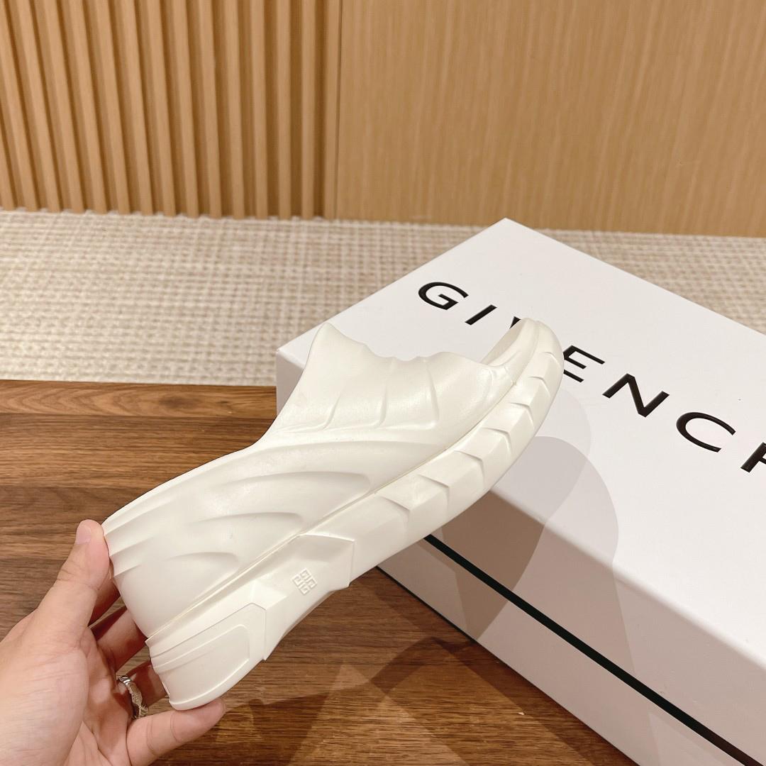 Givenchy Marshmallow Wedge sandals In Rubber - DesignerGu