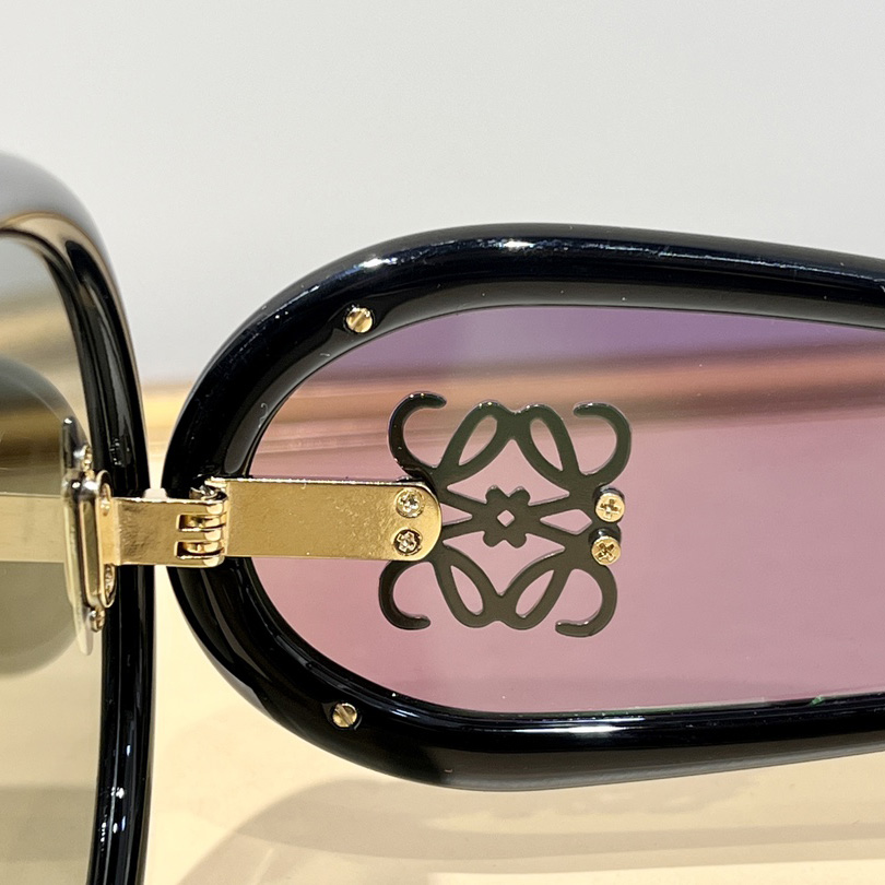 Loewe Wave Mask Sunglasses - DesignerGu