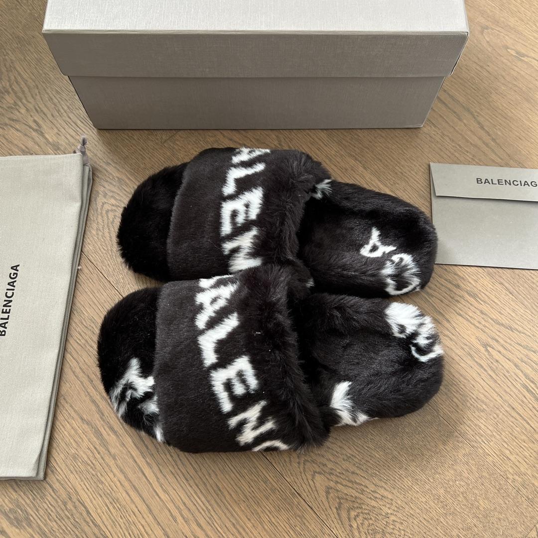 Balenciaga Faux fur Logo Slippers - DesignerGu