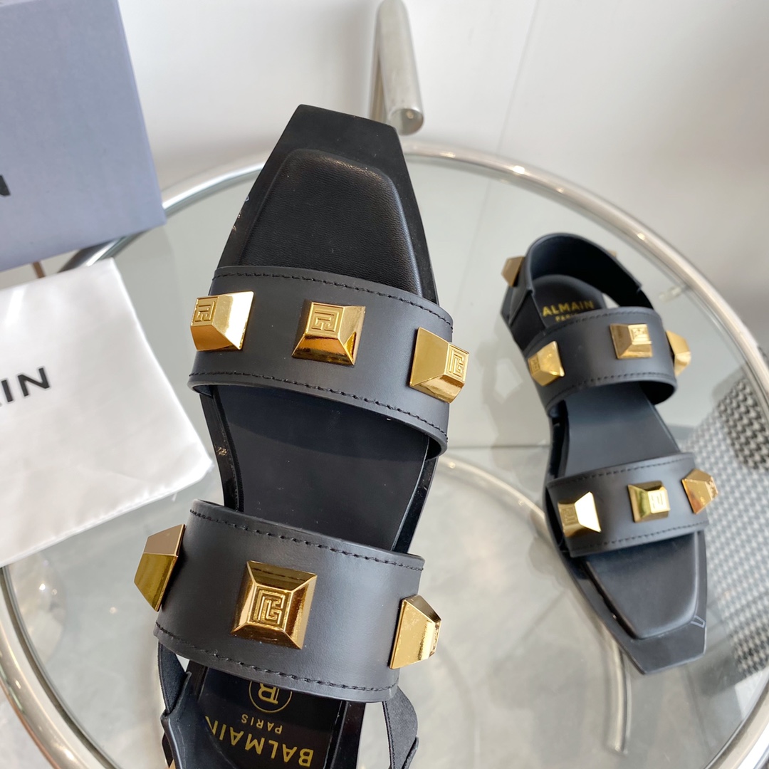 Balmain Studded Flat Sandals - DesignerGu