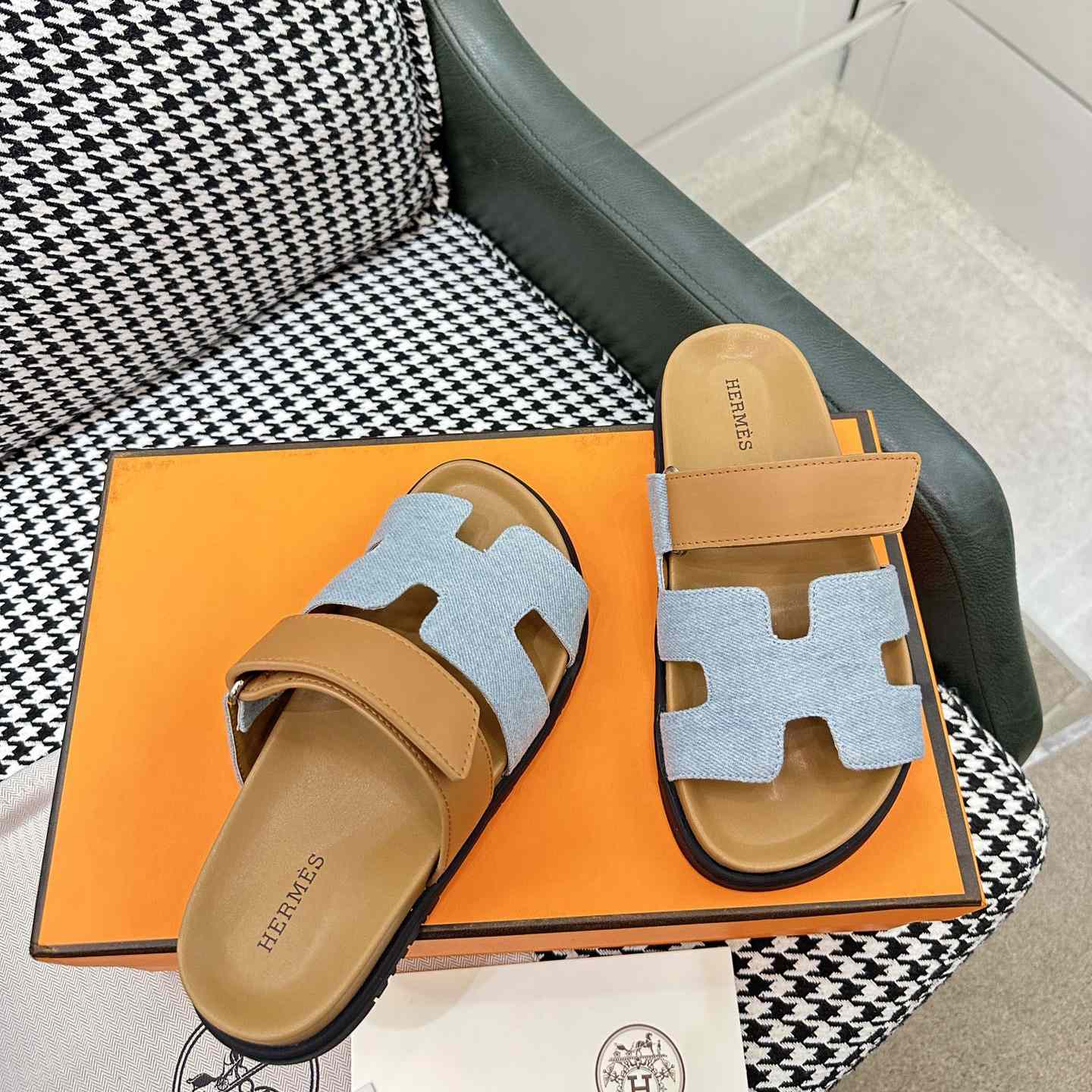 Hermes Women's Chypre Sandal  - DesignerGu