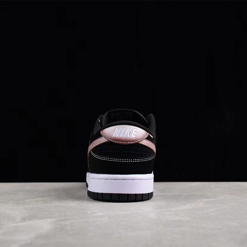 Nike Dunk Low Sneakers        fd6923-001  - DesignerGu