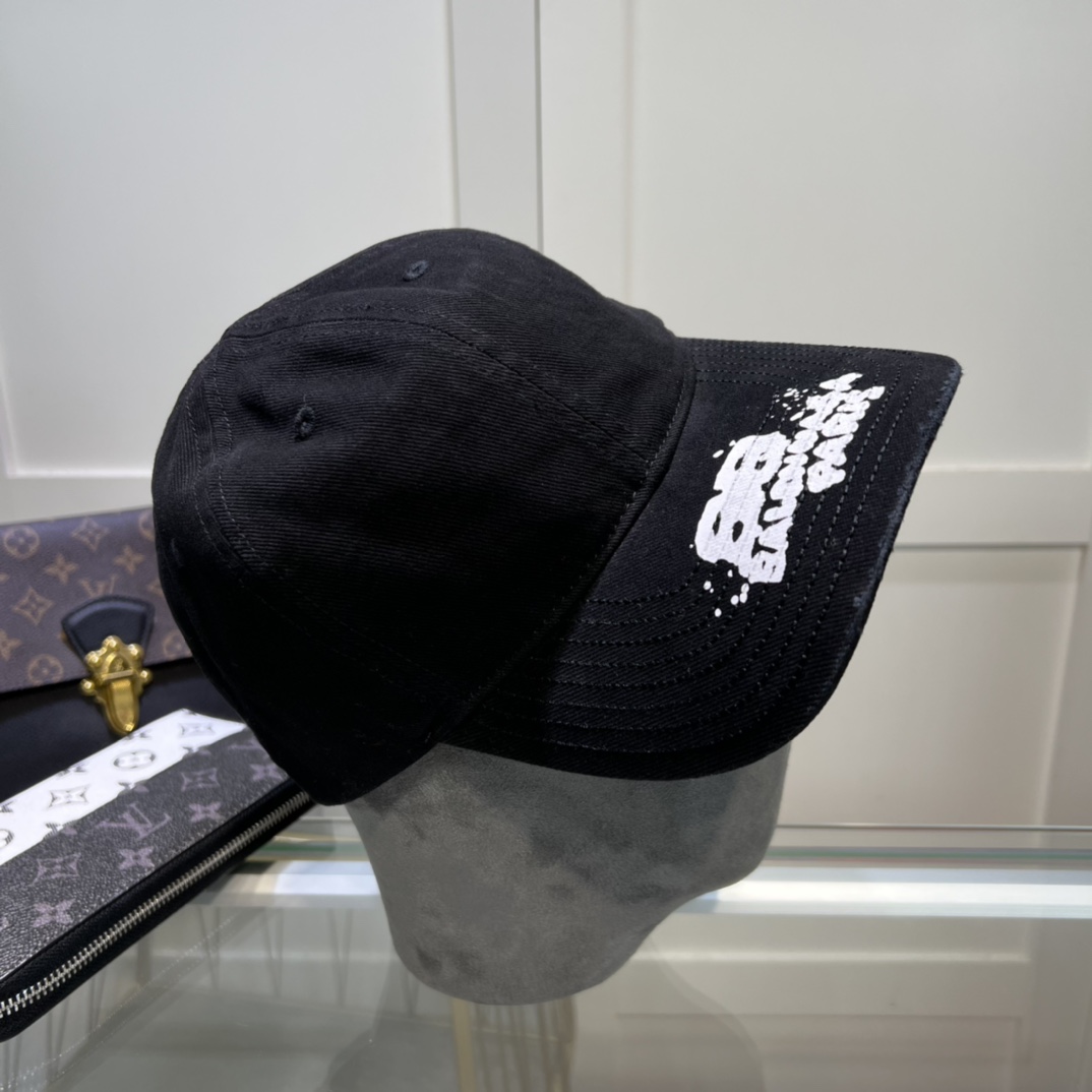 Balenciaga Hand Drawn BB Icon Cap In Black - DesignerGu