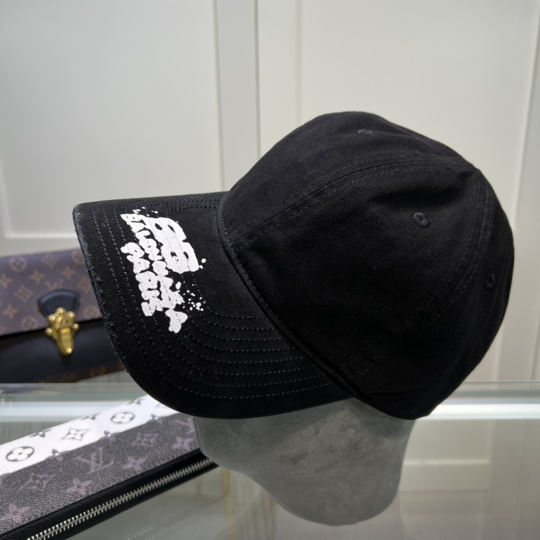 Balenciaga Hand Drawn BB Icon Cap In Black - DesignerGu