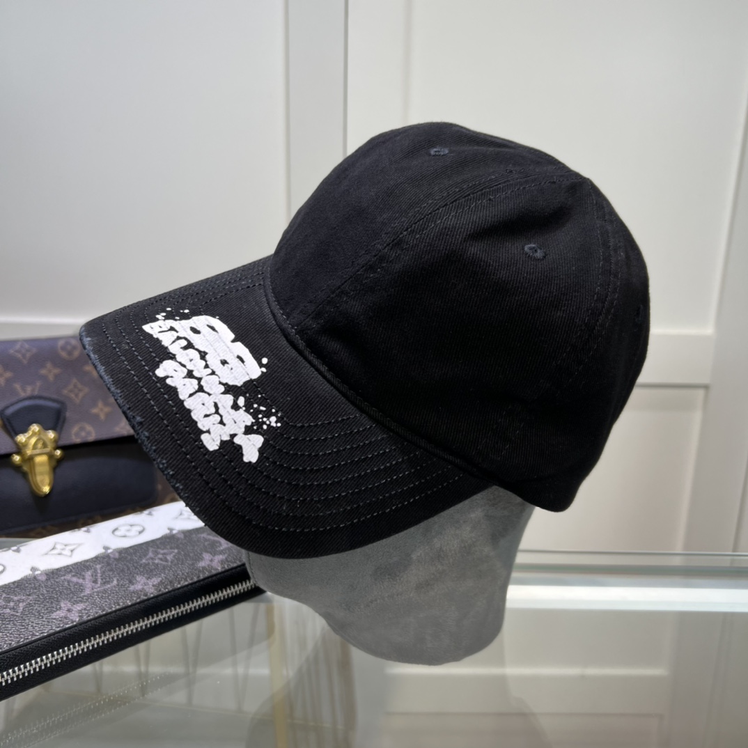 Balenciaga Hand Drawn BB Icon Cap In Black - DesignerGu