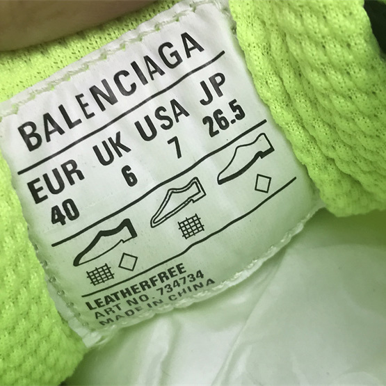 Balenciaga 3XL Trainers - DesignerGu