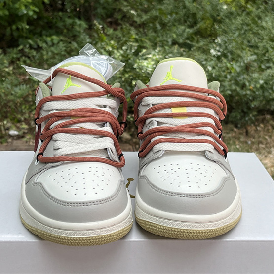 Air Jordan 1 Low Sneaker      FD9906-131  - DesignerGu