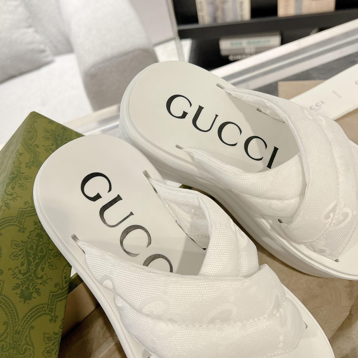 Gucci Women's GG Platform Slide Sandal - DesignerGu