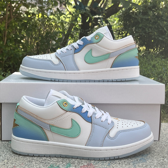 Air Jordan 1 Low SE “Emerald Rise” Sneaker      FN8899-131 - DesignerGu