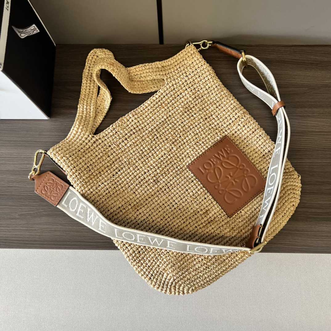 Loewe Mini Slit Bag In raffia And Calfskin - DesignerGu