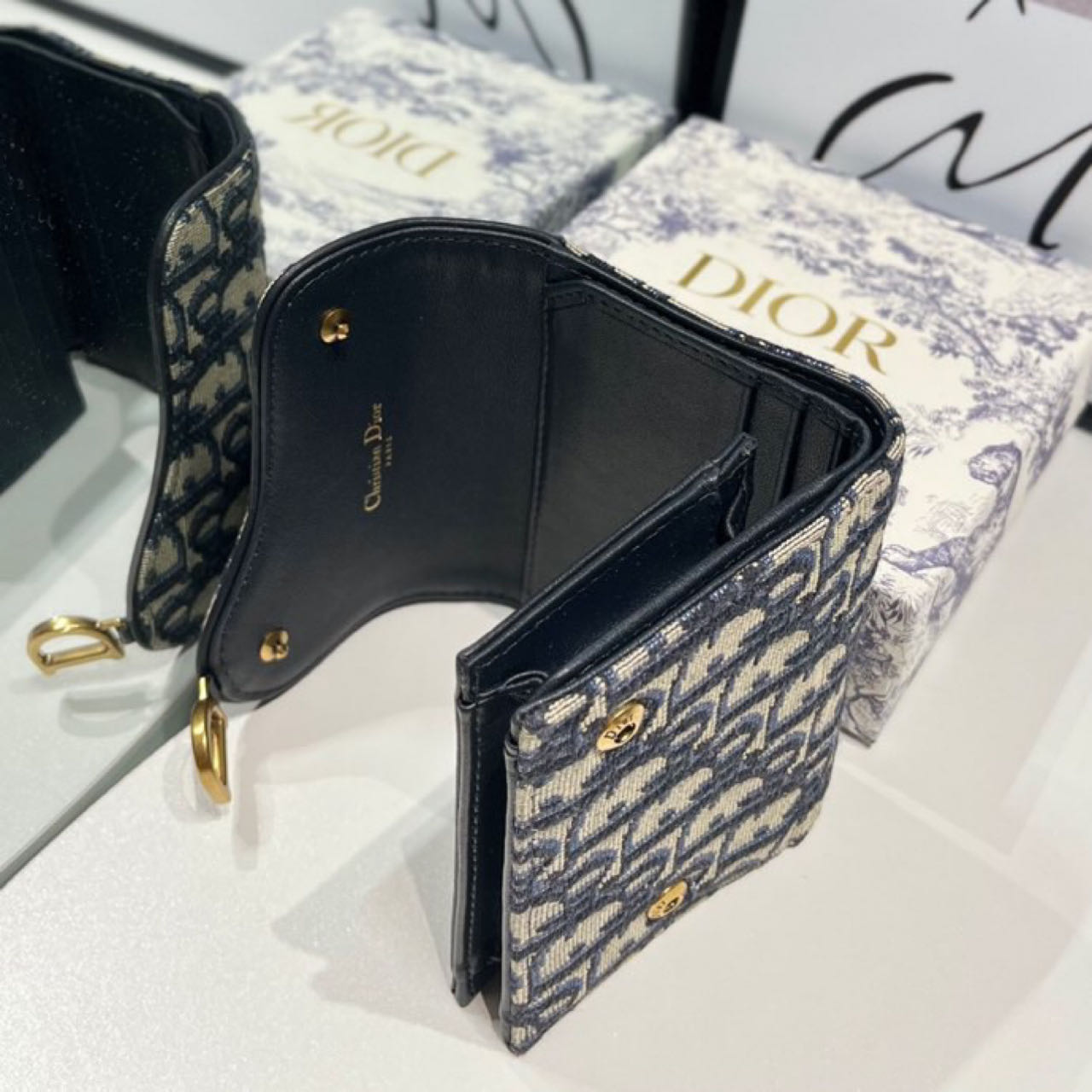 Dior  Saddle Lotus Wallet - DesignerGu