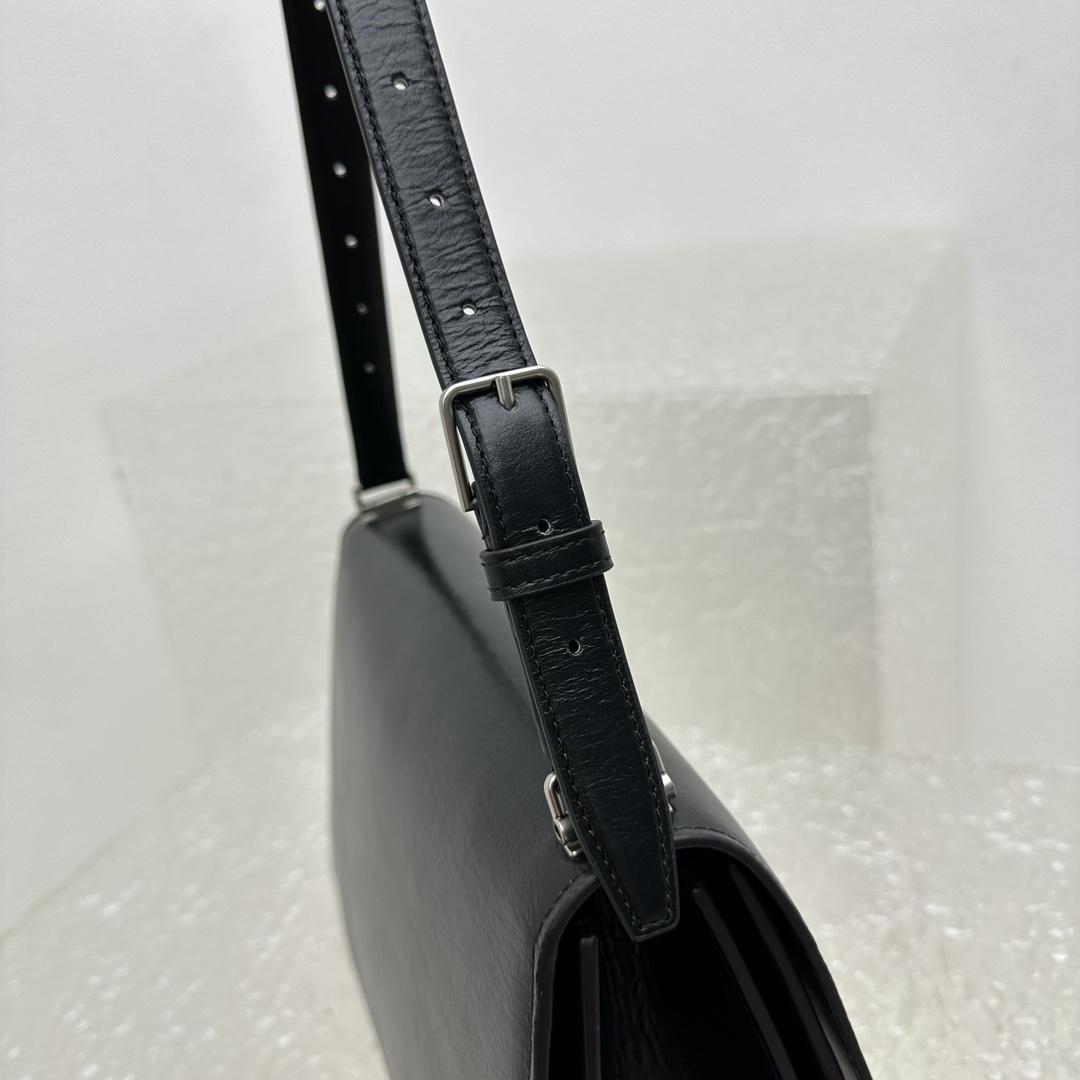 Balenciaga Crush Medium Sling Bag In Black (31x20x10cm) - DesignerGu