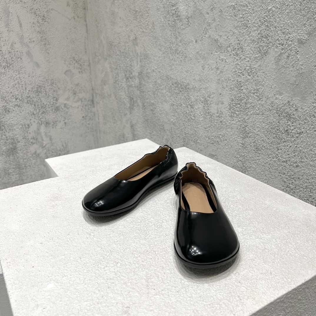 Bottega Veneta Atomic Ballerina Flat - DesignerGu