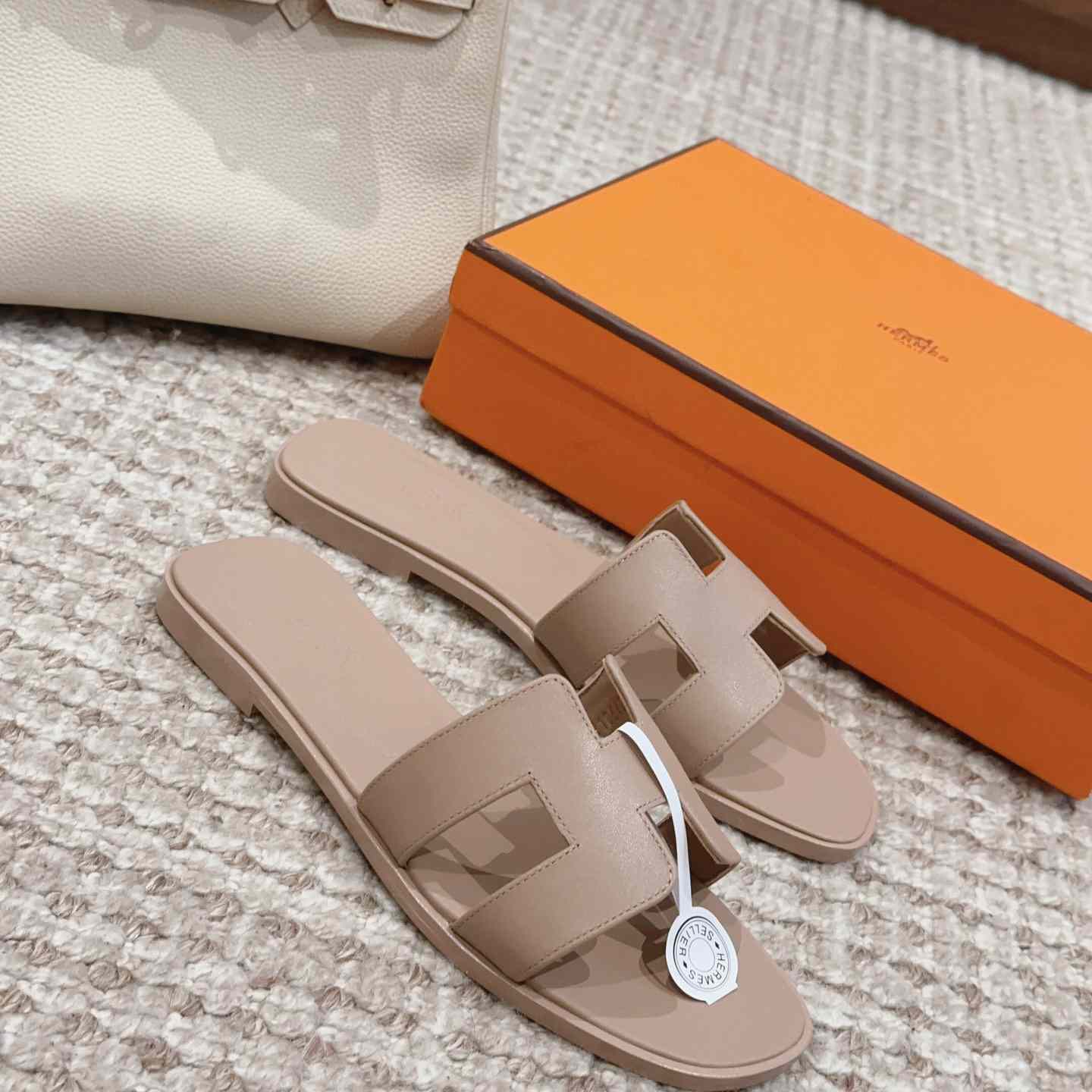 Hermes Oran Sandal - DesignerGu