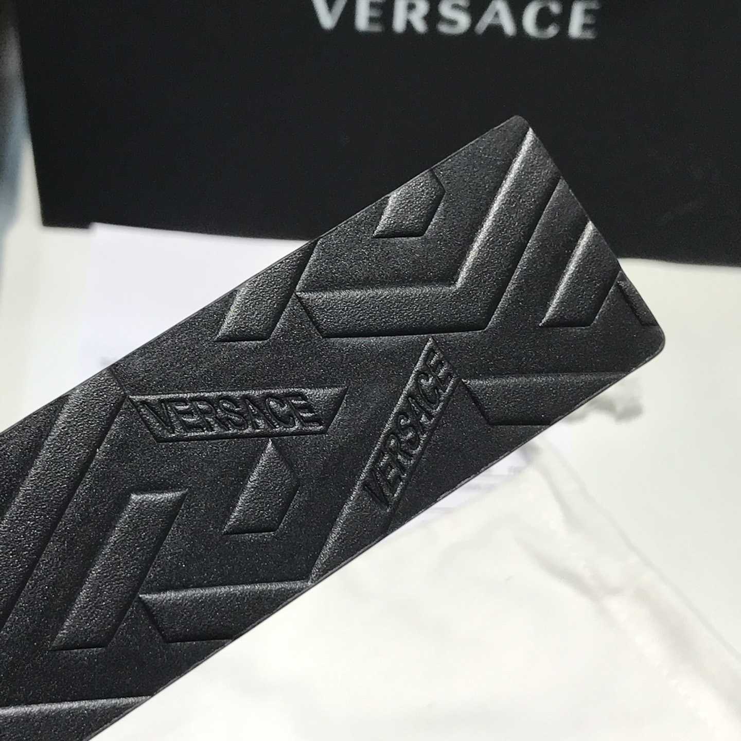 Versace Medusa Leathre Belt 38mm - DesignerGu