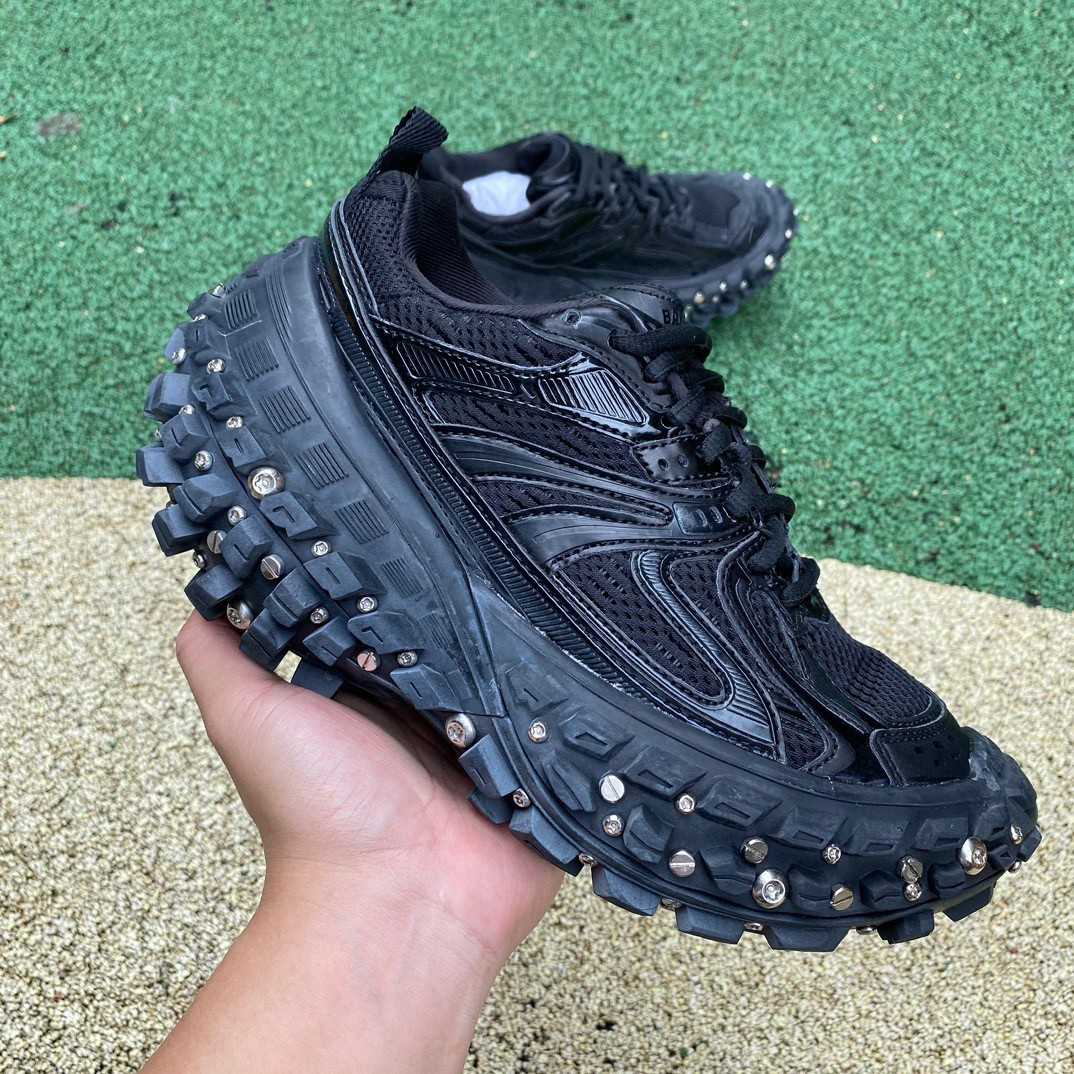 Balenciaga Bouncer Sneaker - DesignerGu