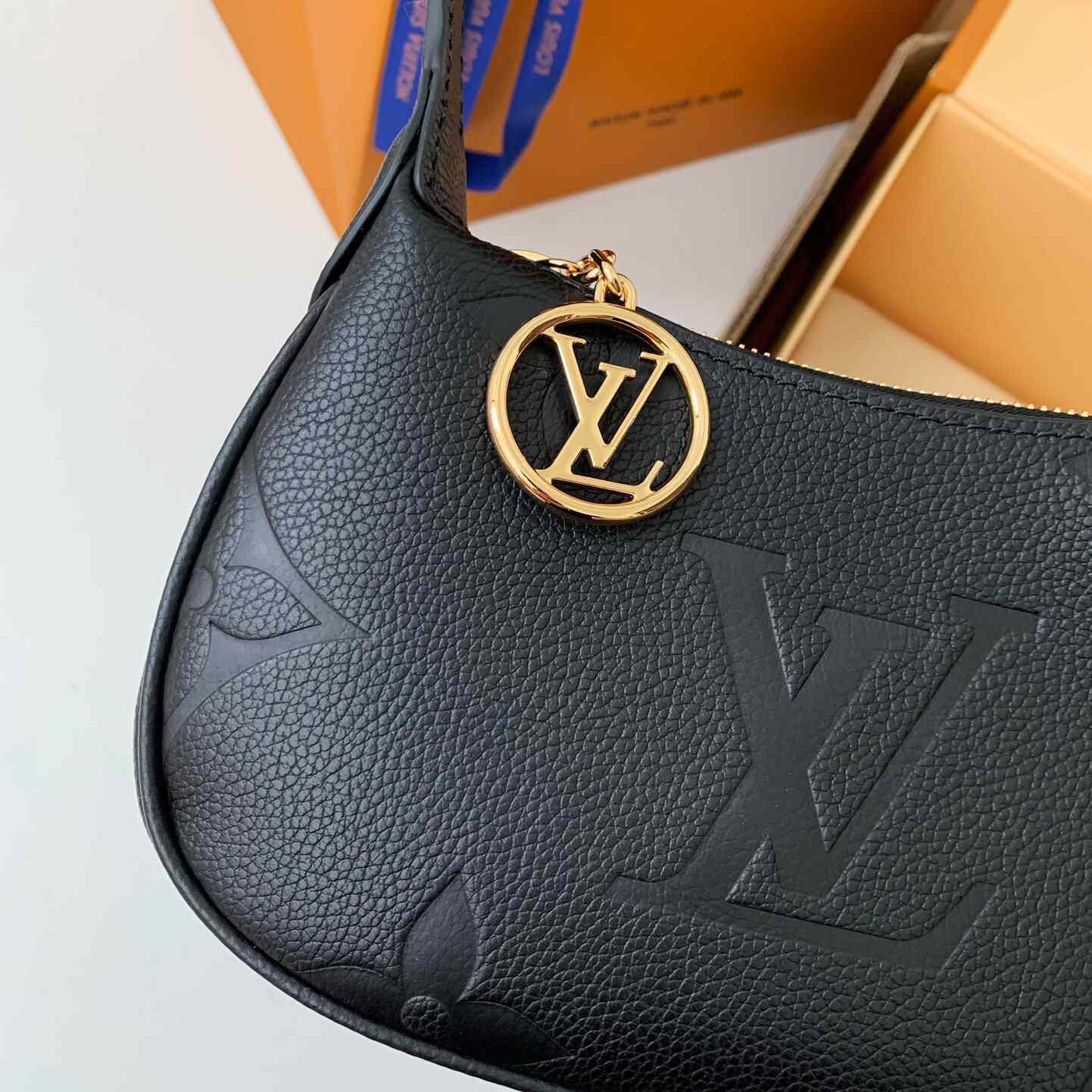 Louis Vuitton Mini Moon Monogram Empreinte (20.5*11*5cm)     M82391 - DesignerGu