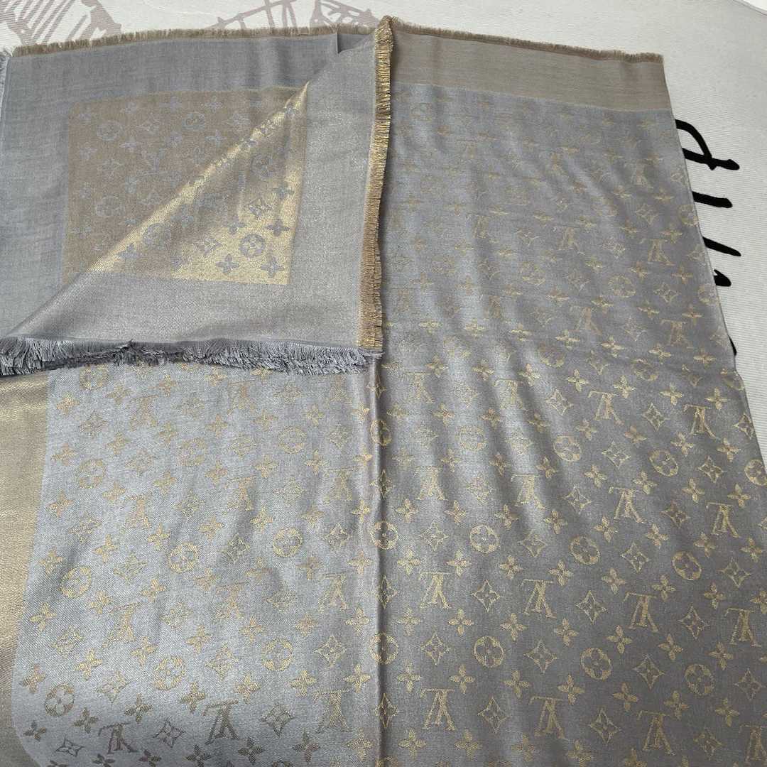 Louis Vuitton Silk Scarf Monogram Shine - DesignerGu