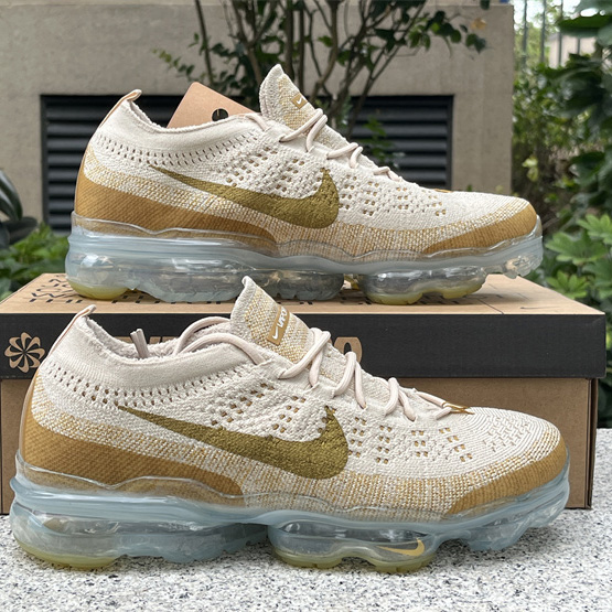 Nike Air VaporMax 2023 Flyknit Sneakers      DV1678-100  - DesignerGu