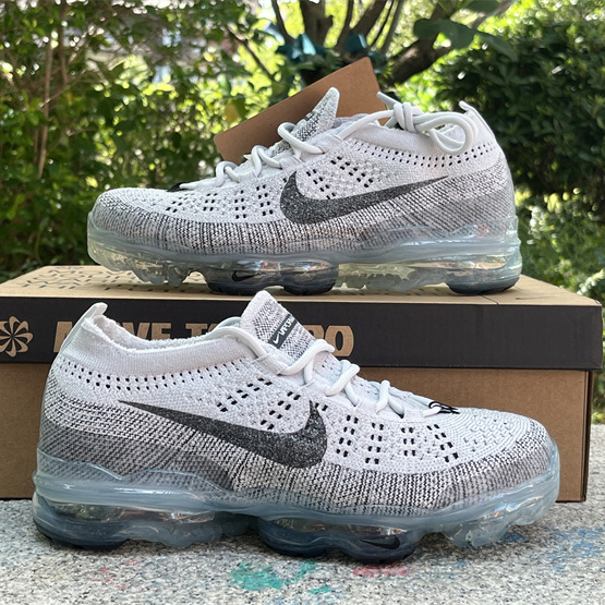 Nike Vapormax 2023 Flyknit Sneakers      DV1678-004 - DesignerGu