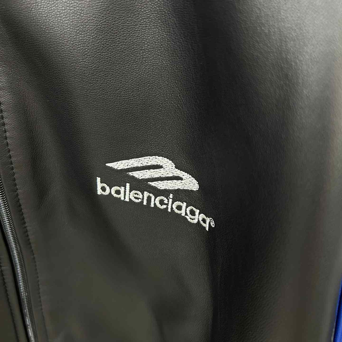 Balenciaga 3B Sports Icon Tracksuit Jacket In Black - DesignerGu