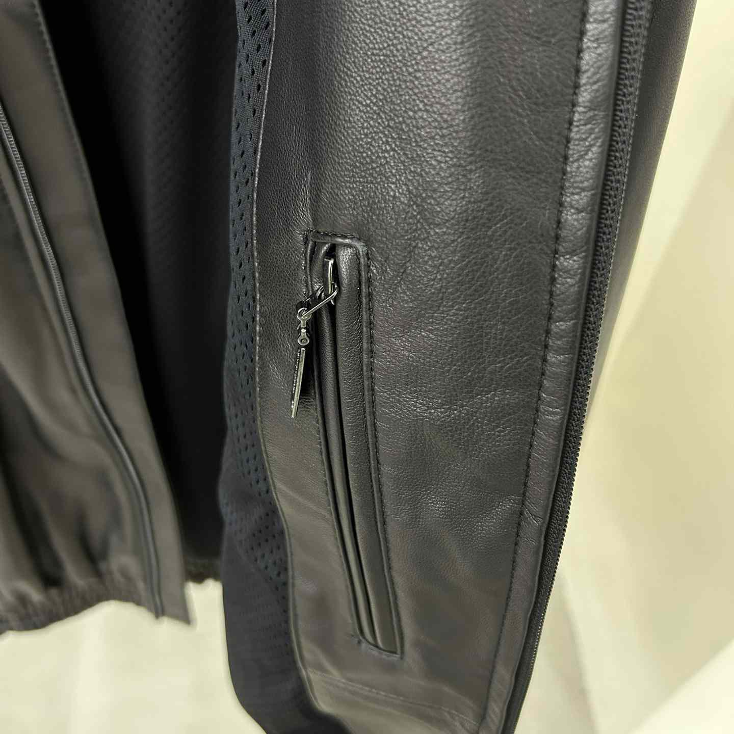 Balenciaga 3B Sports Icon Tracksuit Jacket In Black - DesignerGu