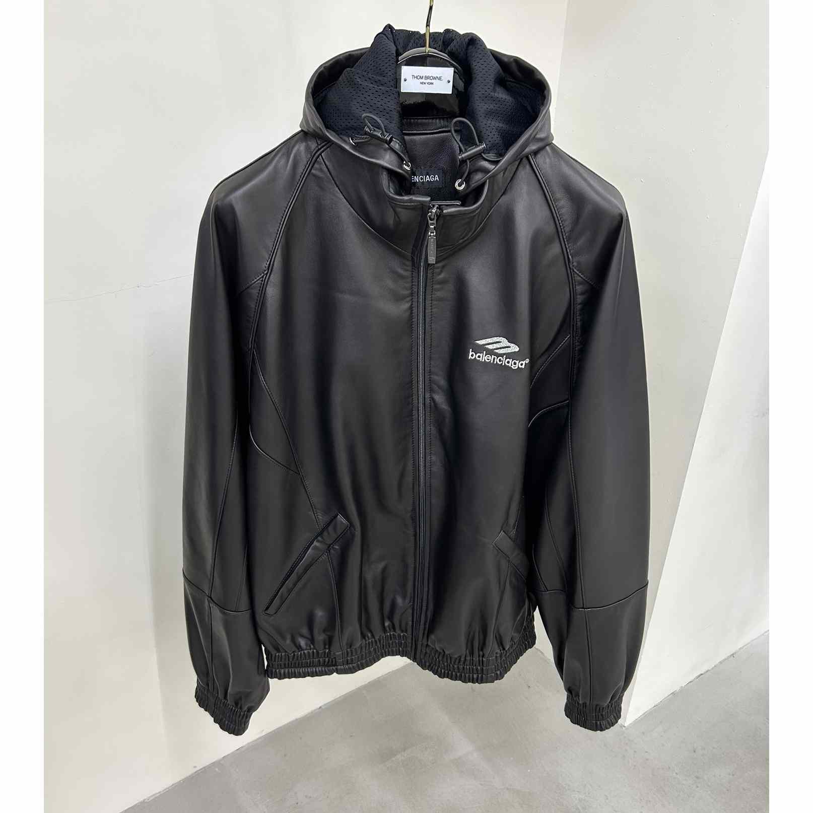 Balenciaga 3B Sports Icon Tracksuit Jacket In Black - DesignerGu