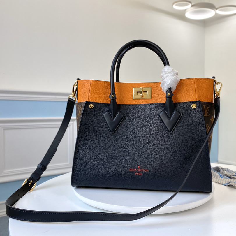 Louis Vuitton On My Side MM Tote Bag (30.5-24.5-14cm)   M53823 - DesignerGu