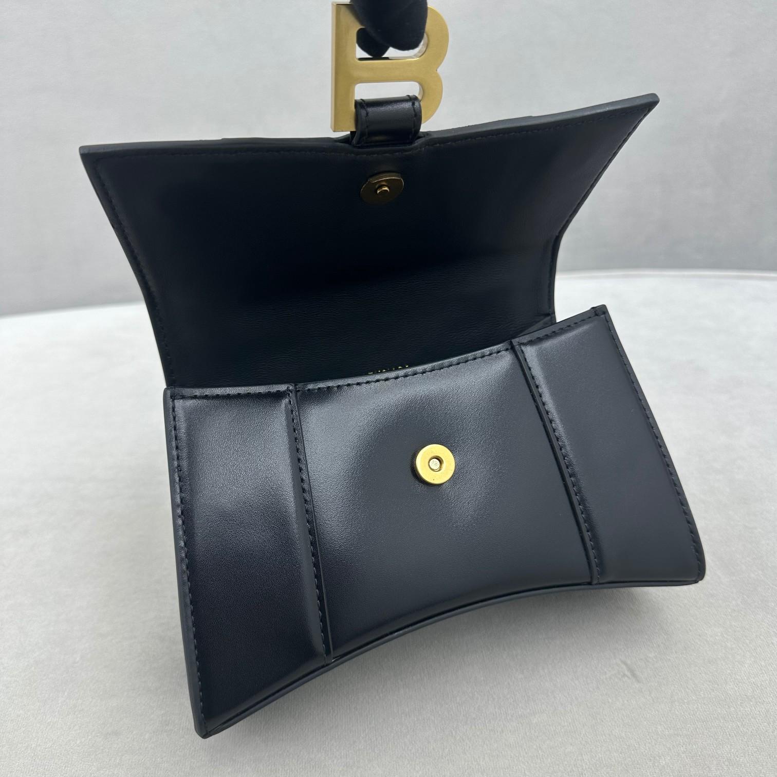 Balenciaga Hourglass Small Handbag In Black (19x8x21cm) - DesignerGu