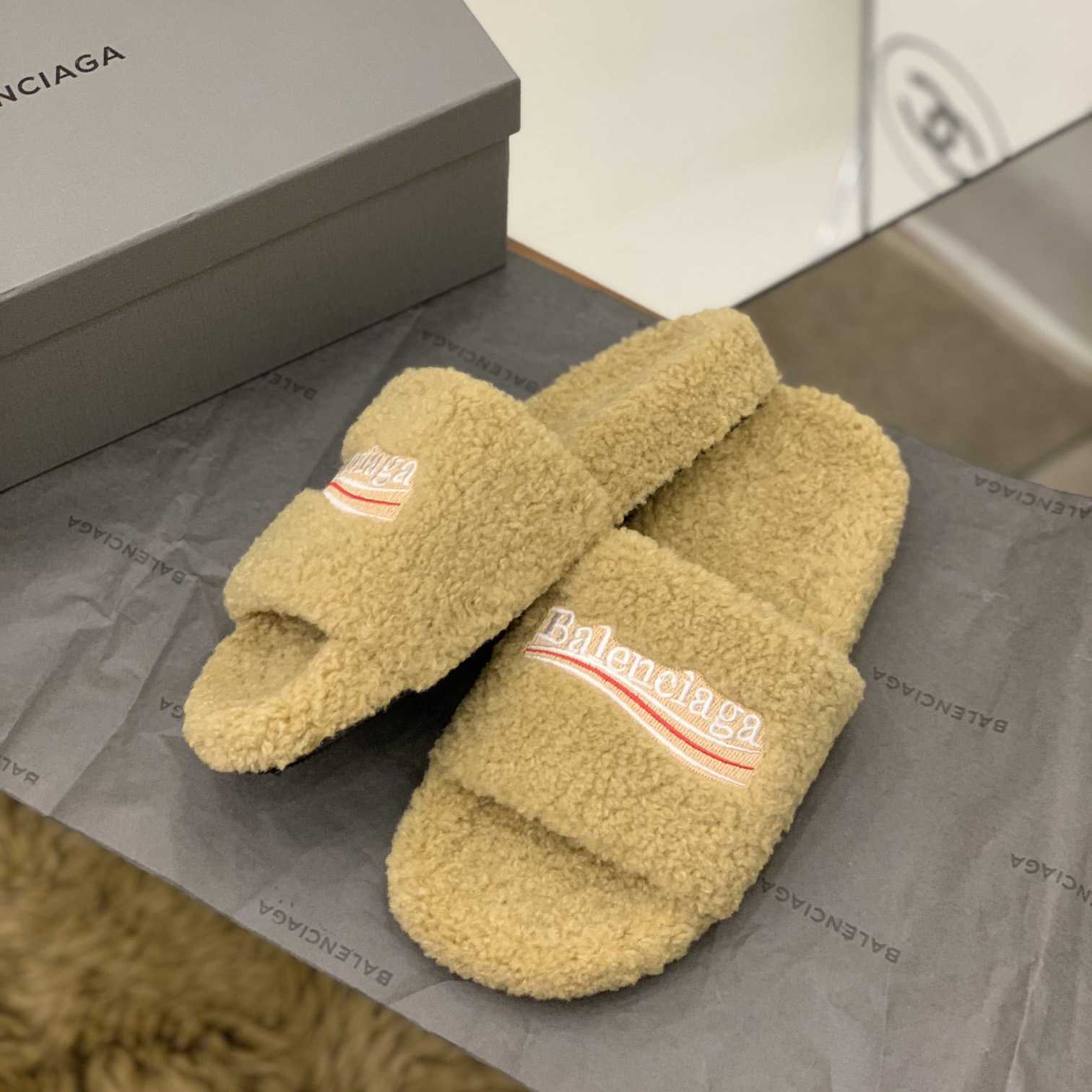 Balenciaga Terry Slide Sandal - DesignerGu