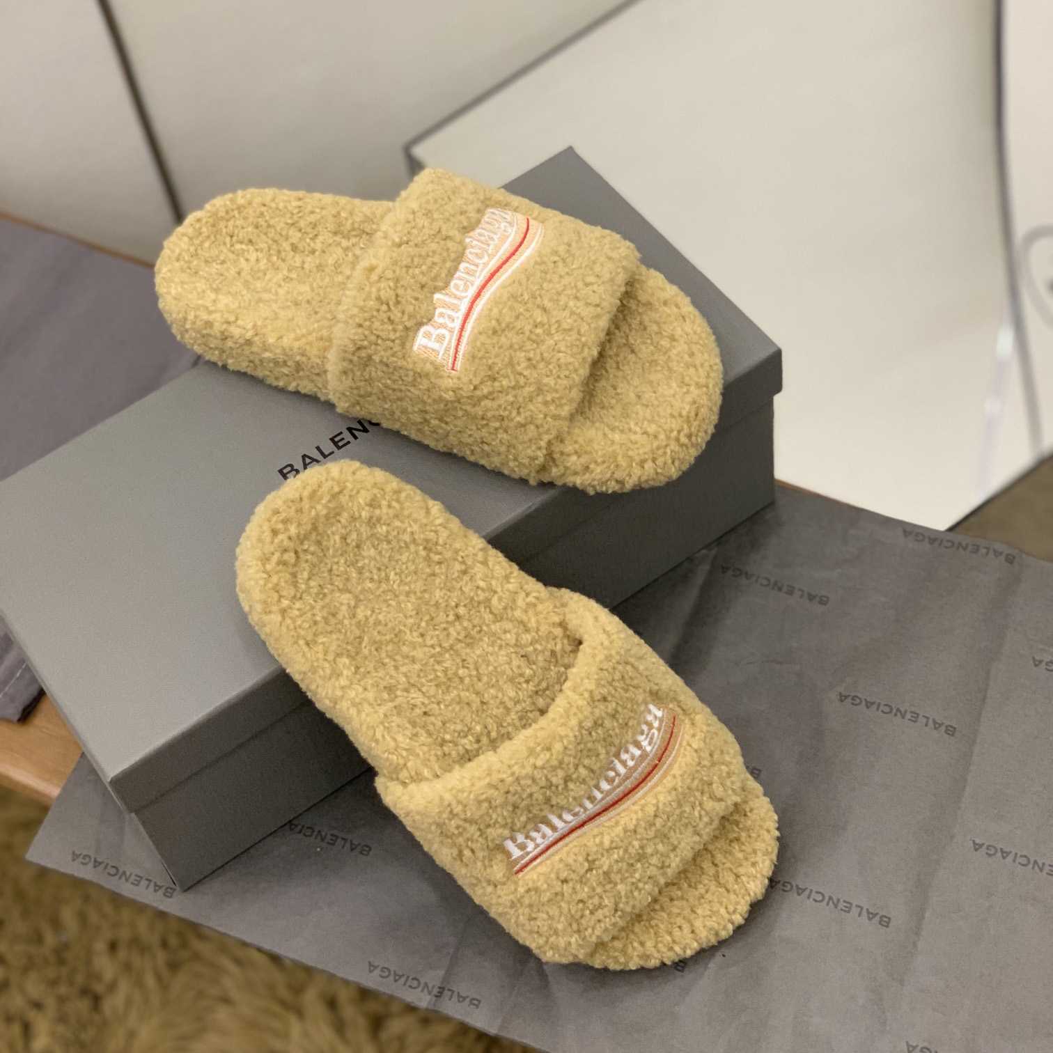 Balenciaga Terry Slide Sandal - DesignerGu