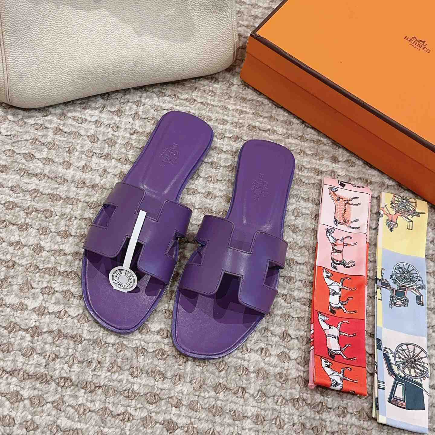 Hermes Oran Sandal - DesignerGu