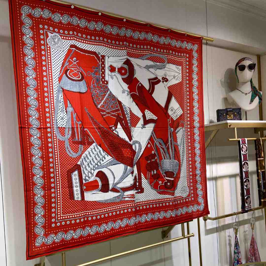 Hermes Zouaves et Dragons Bandana Shawl 140 - DesignerGu