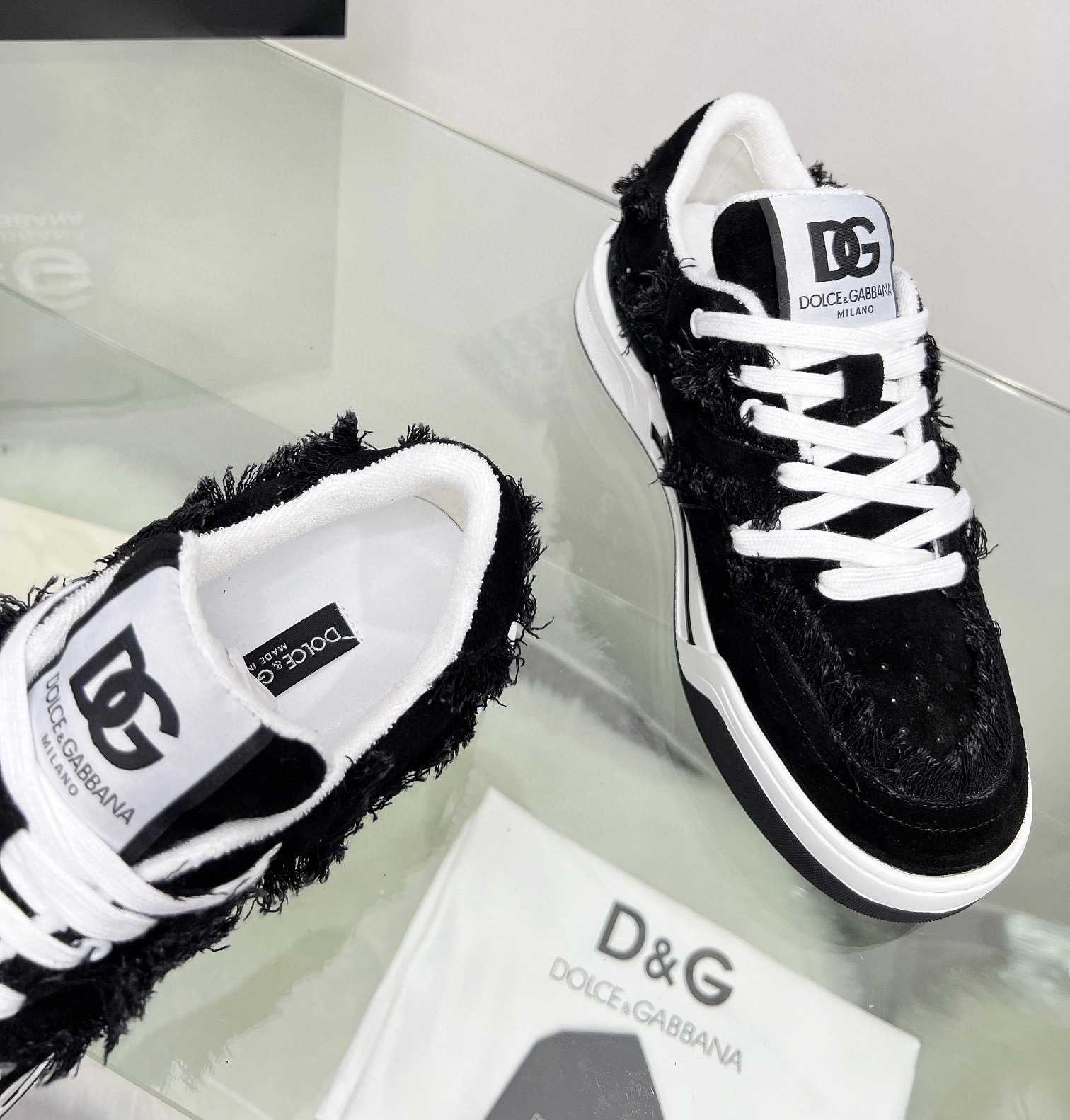 Dolce & Gabbana Denim New Roma Sneakers - DesignerGu