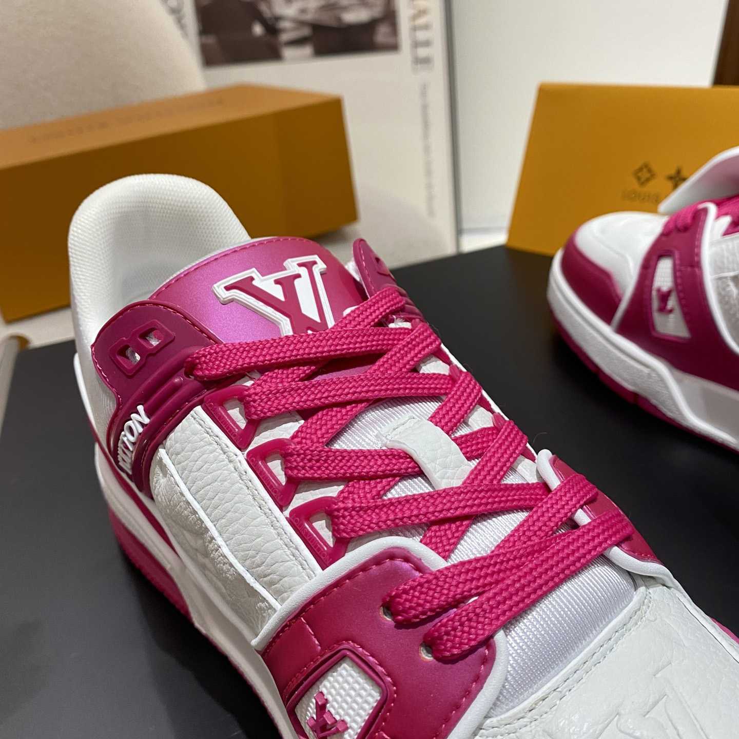 Louis Vuitton LV Trainer Sneaker         1ABOEY - DesignerGu