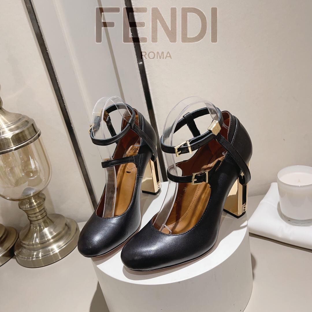 Fendi Delfina Black Leather High-heeled Court Shoes - DesignerGu