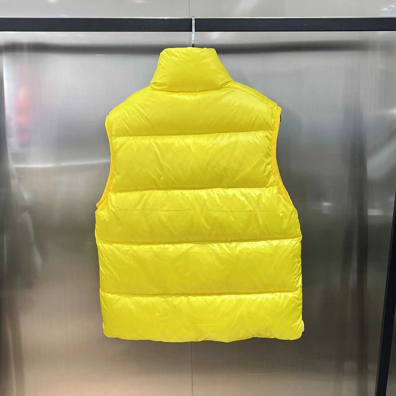 Moncler Sumido Down Vest - DesignerGu