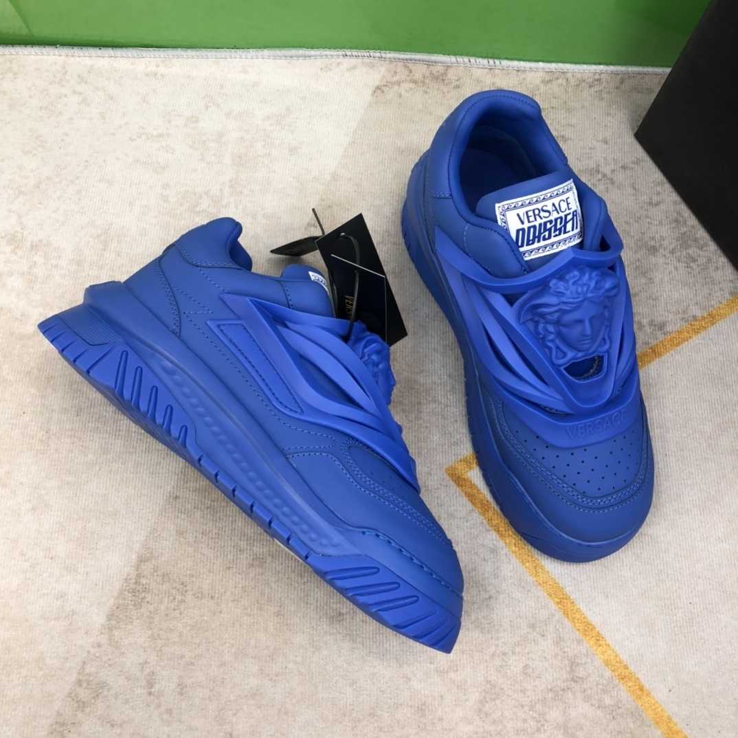 Versace Low-top Sneakers - DesignerGu