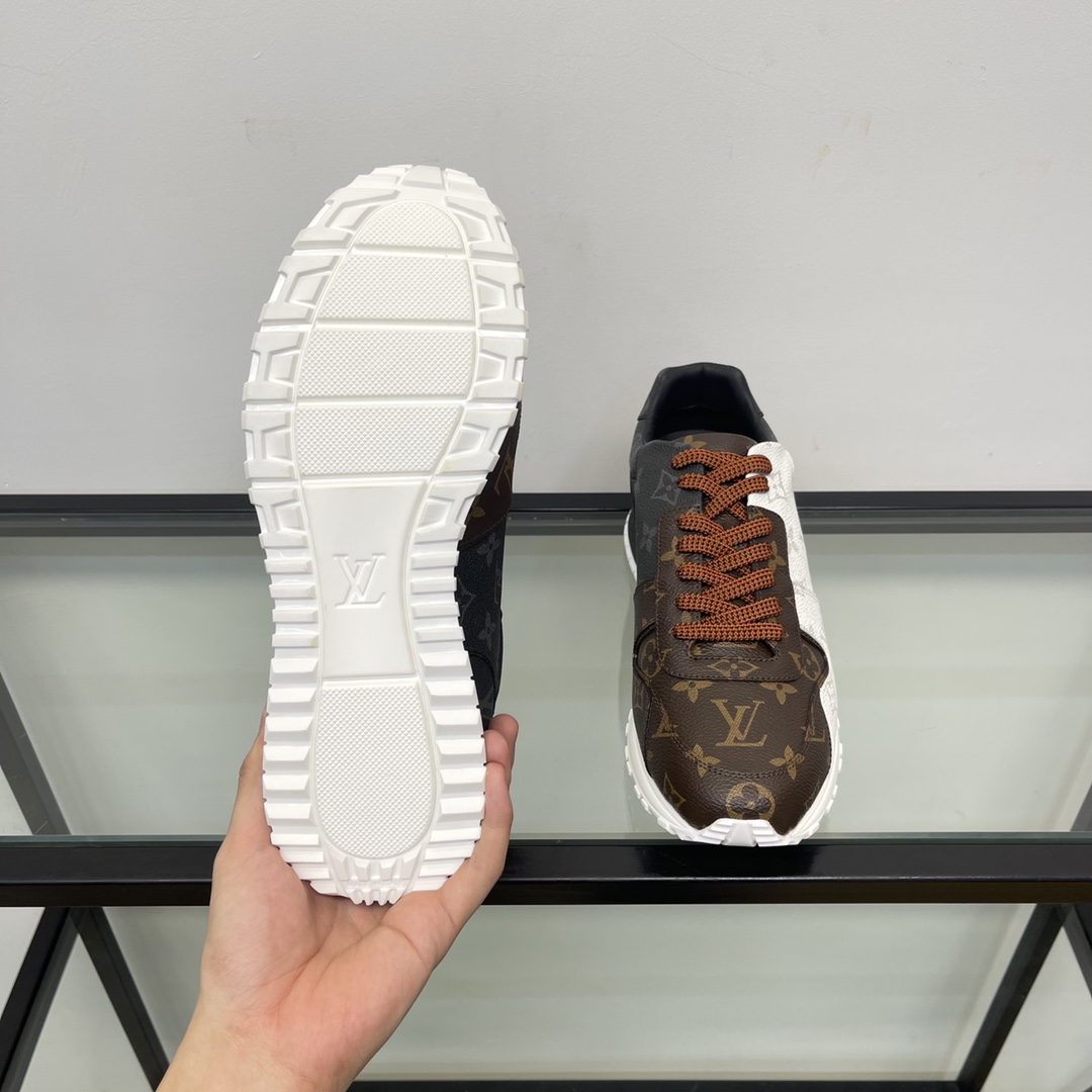 Louis Vuitton Run Away Sneaker        1A3N7W - DesignerGu