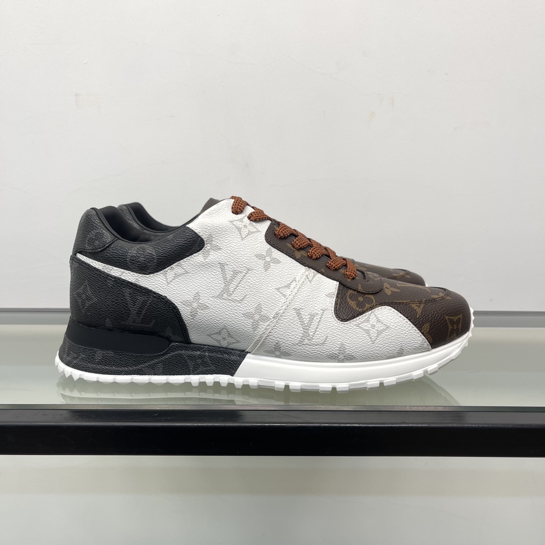 Louis Vuitton Run Away Sneaker        1A3N7W - DesignerGu