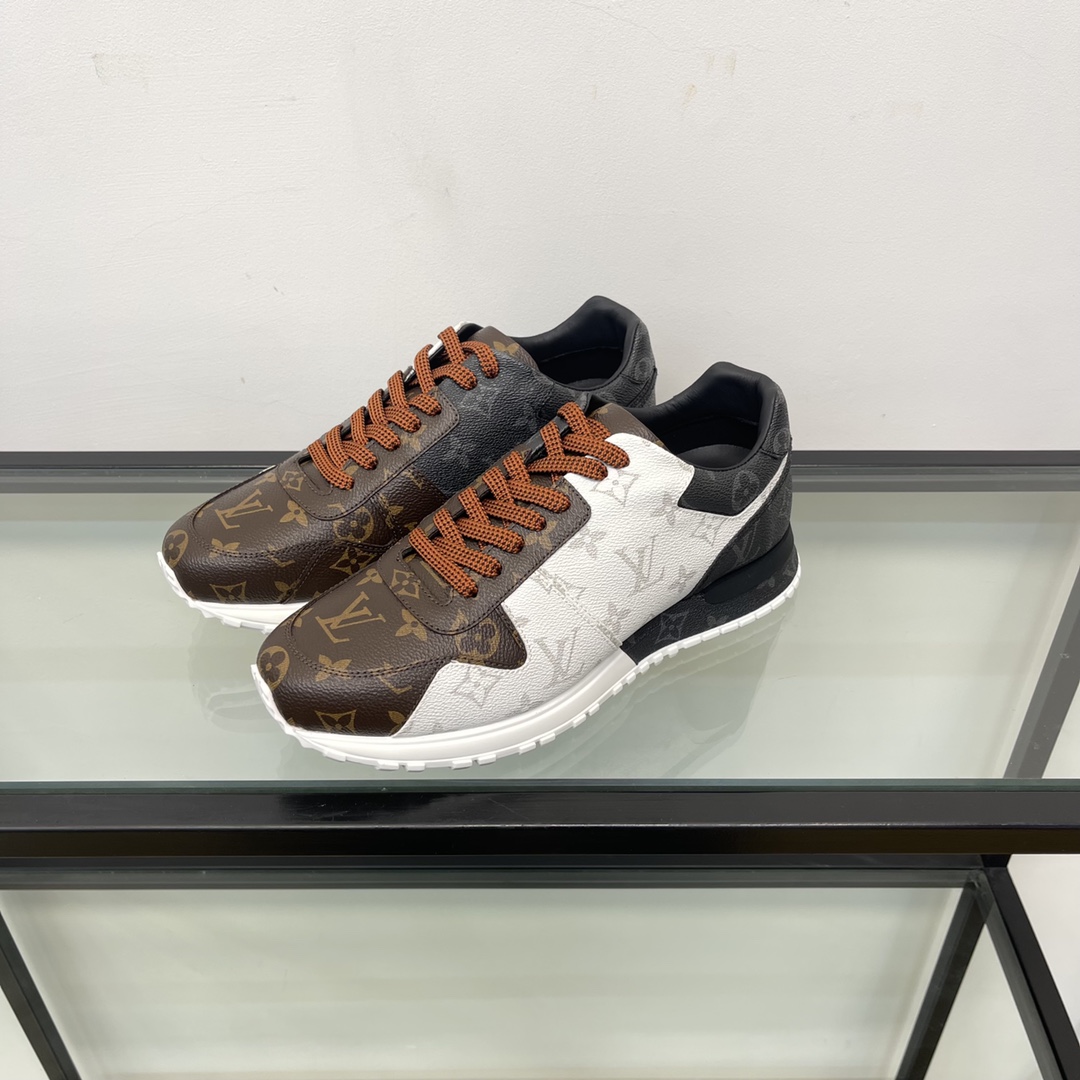 Louis Vuitton Run Away Sneaker        1A3N7W - DesignerGu